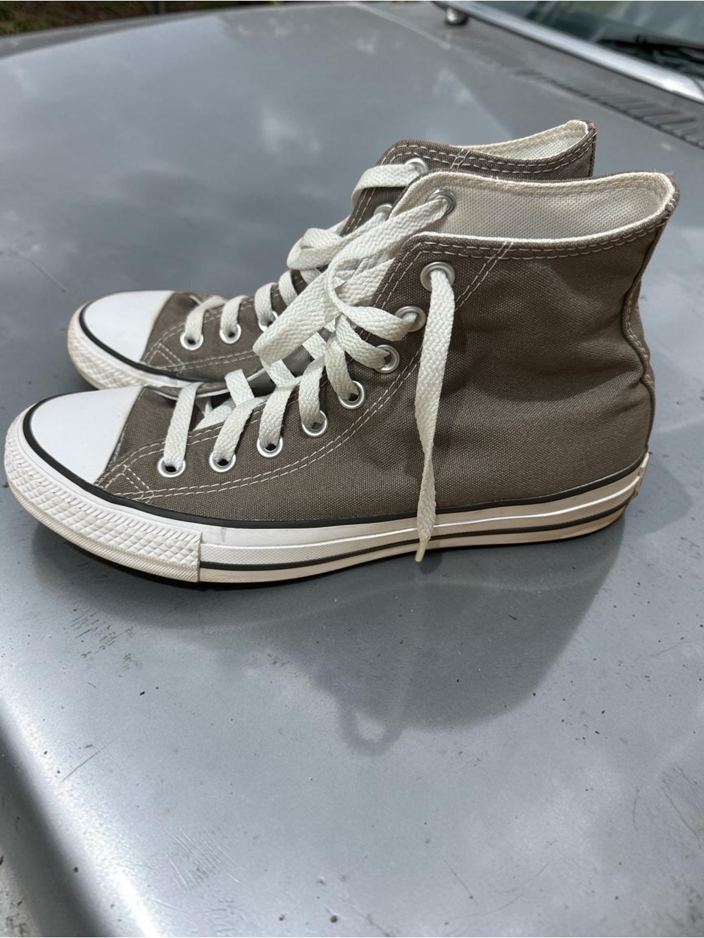 Converse Chuck Taylor High-Top Canvas Sneakers in Grey with White Accents - Picture 4 of 9
